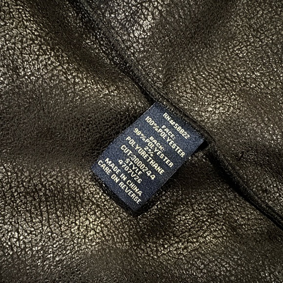 Max Edition Faux Fur Vest - Picture 8 of 8